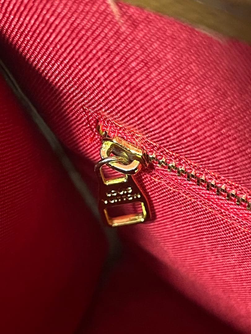 LOUIS VUITTON ルイ・ヴィトン モノグラム オンザゴー