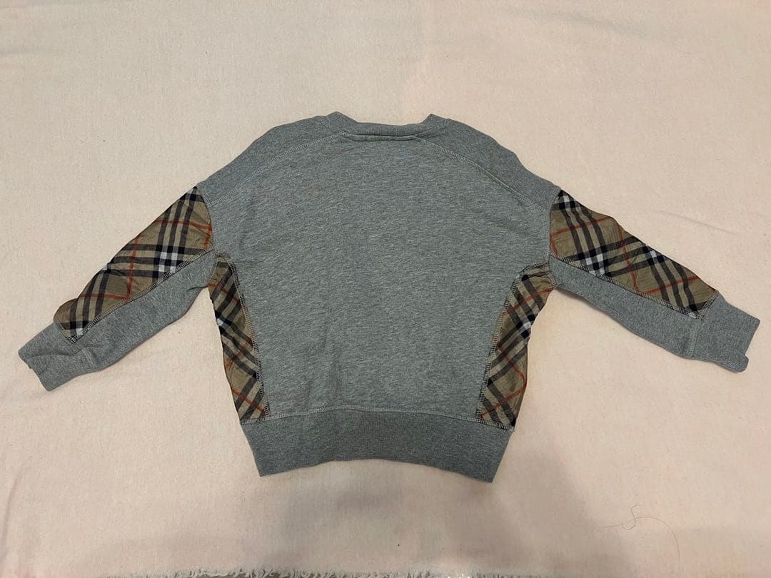 【美品】BURBERRY バーバリー チルドレン スウェット【4Y】