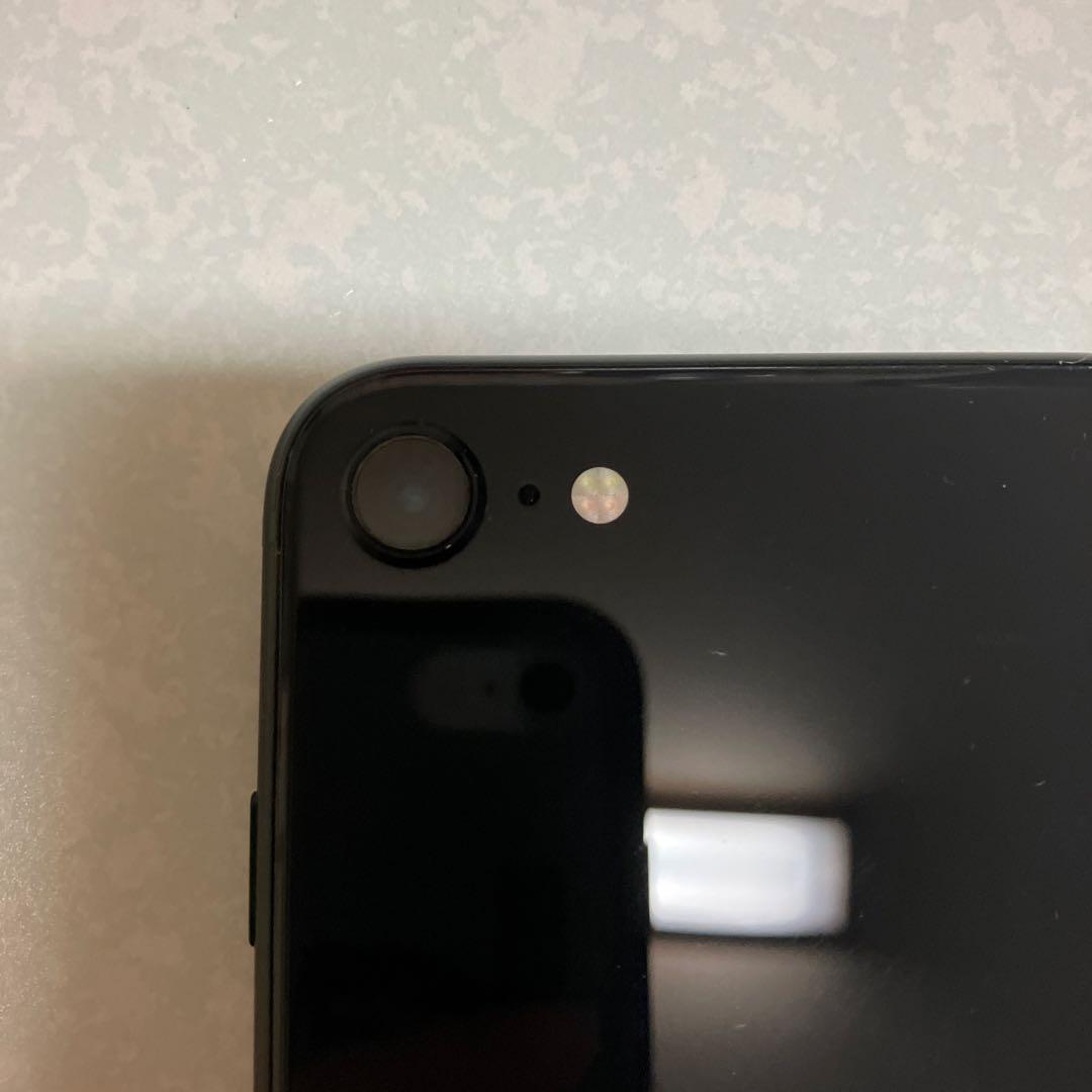 iPhone se 第二世代　64ＧＢブラック 画面ひびあり