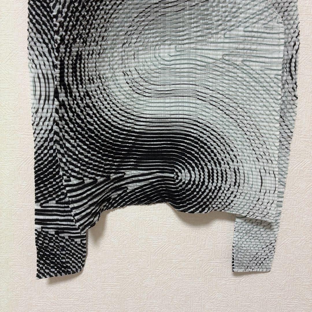 イッセイミヤケ 波模様 長袖 プリーツ カットソー ハイネック 薄手