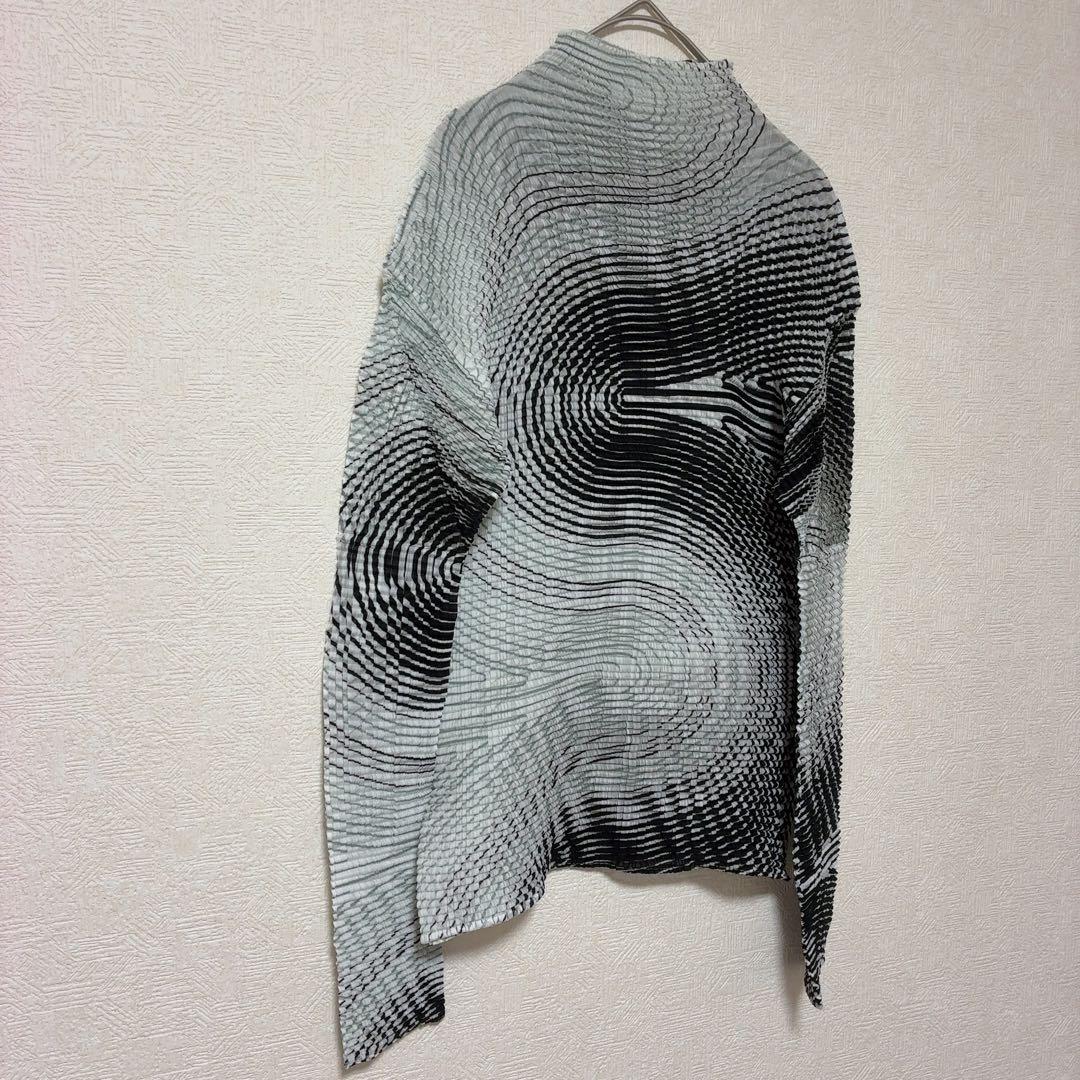 イッセイミヤケ 波模様 長袖 プリーツ カットソー ハイネック 薄手