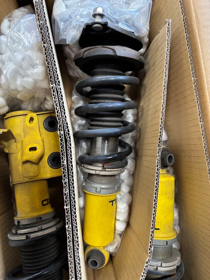 トヨタ　86 スバル　BRZ TRD車高調