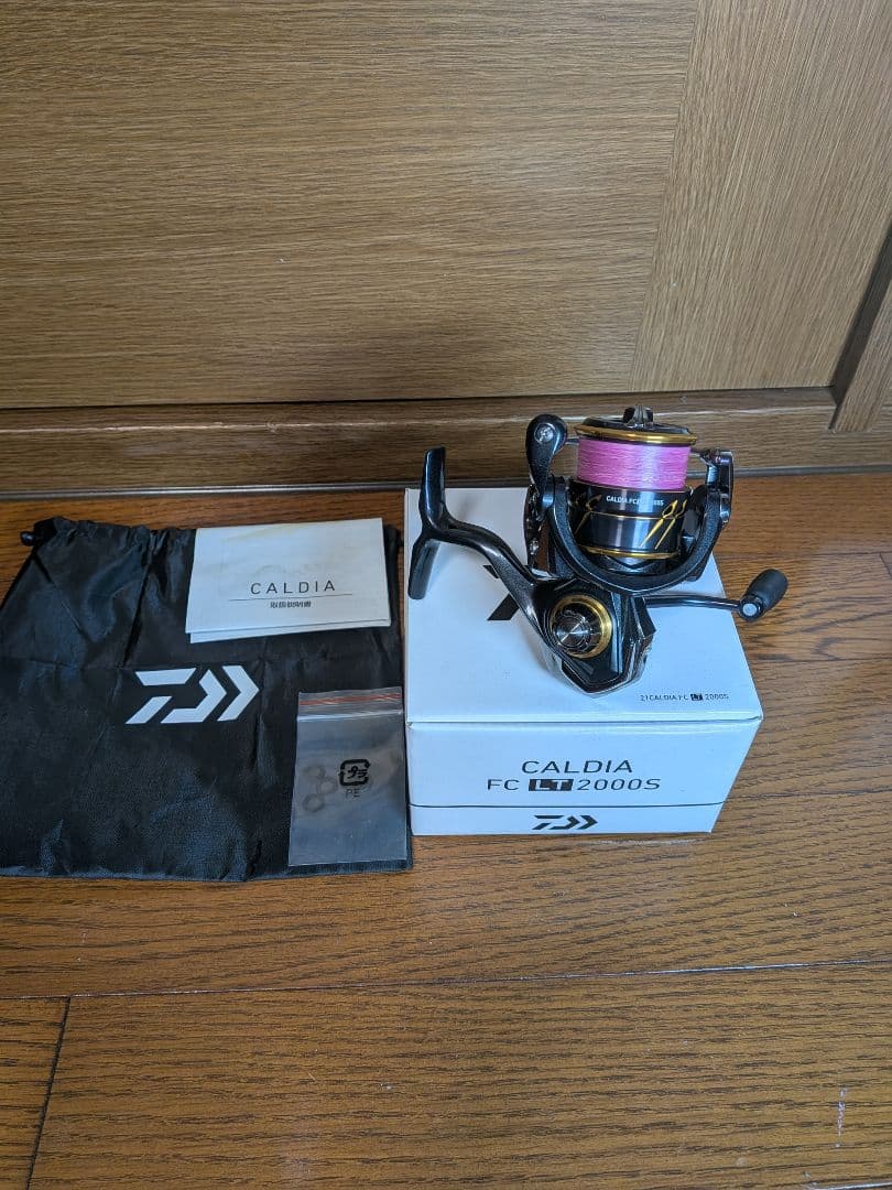 ​【美品・使用3回】ダイワ 21カルディア FC LT2000S