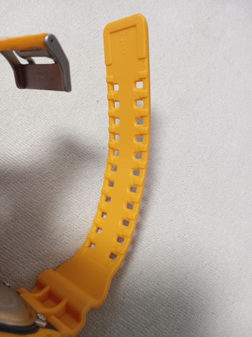 値下げ 新品 CASIO G-SHOCK レアカラー GA-100A イエロー