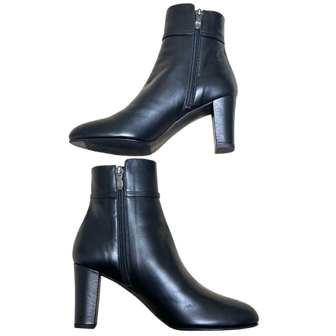 【極美品】DIANA ショートブーツ ブラック　24㎝