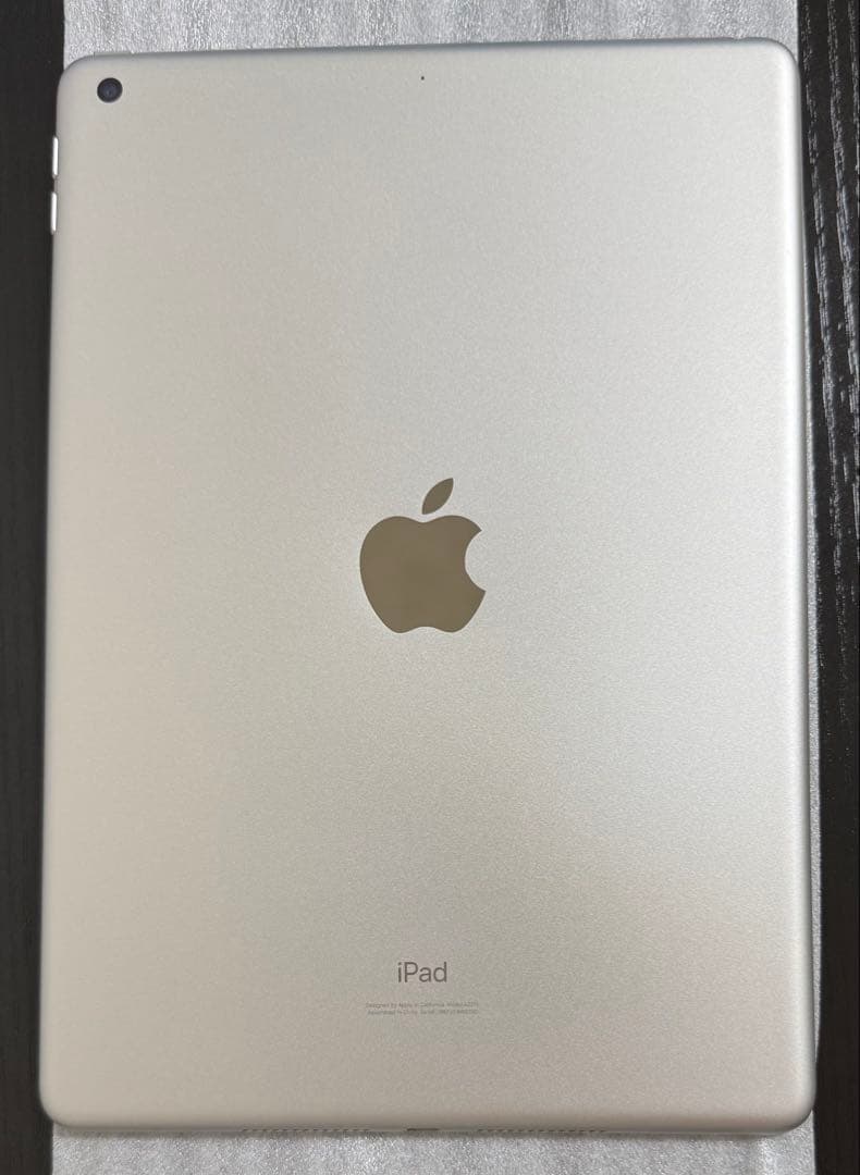 iPad 第8世代 32GB シルバー Wi-Fi バッテリー81%