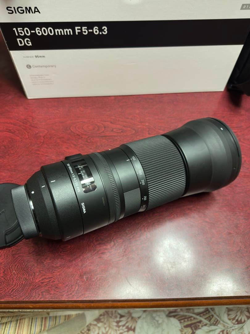 SIGMA 150-600mm F5-6.3 DG ズームレンズ