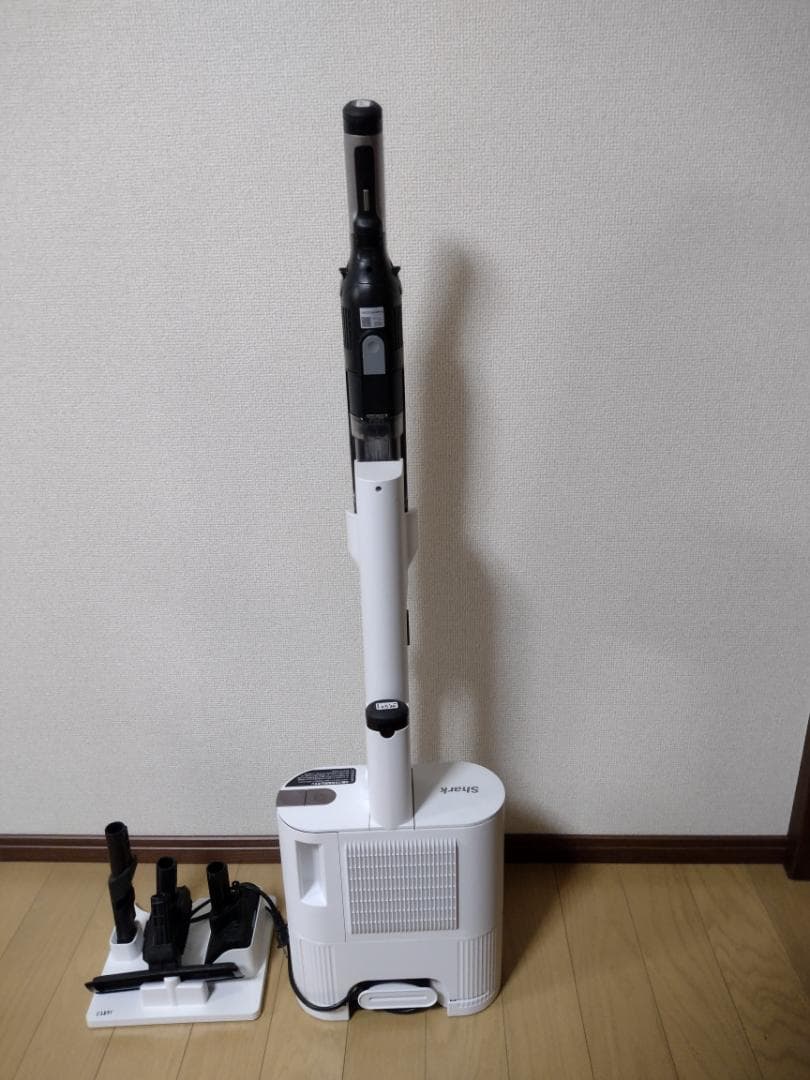 シャーク★コードレスクリーナー★CS851JMVAE★バッテリー新品と大差なし