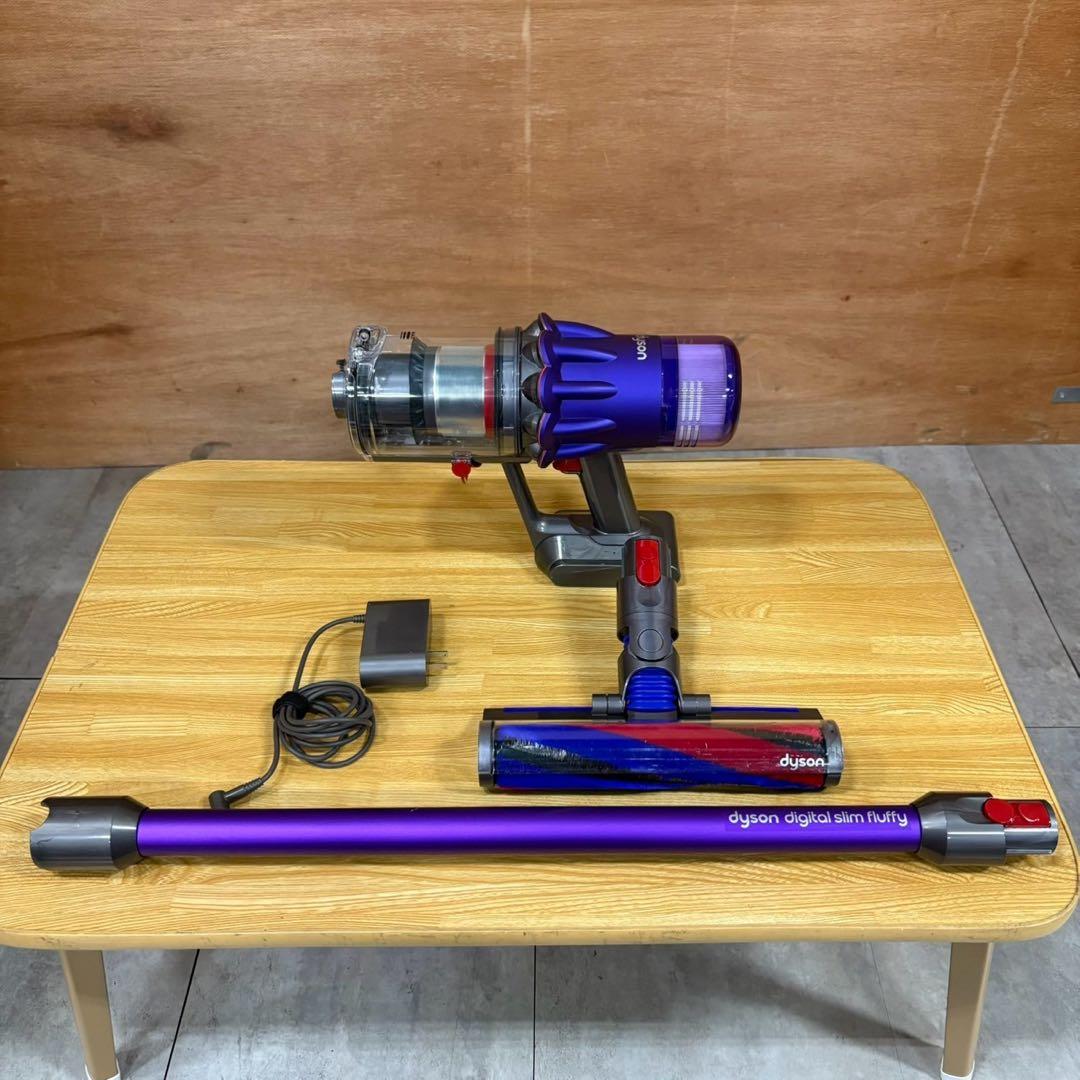 一都三県限定　配送無料　掃除機　Dyson ダイソン　SV18 FF ENT