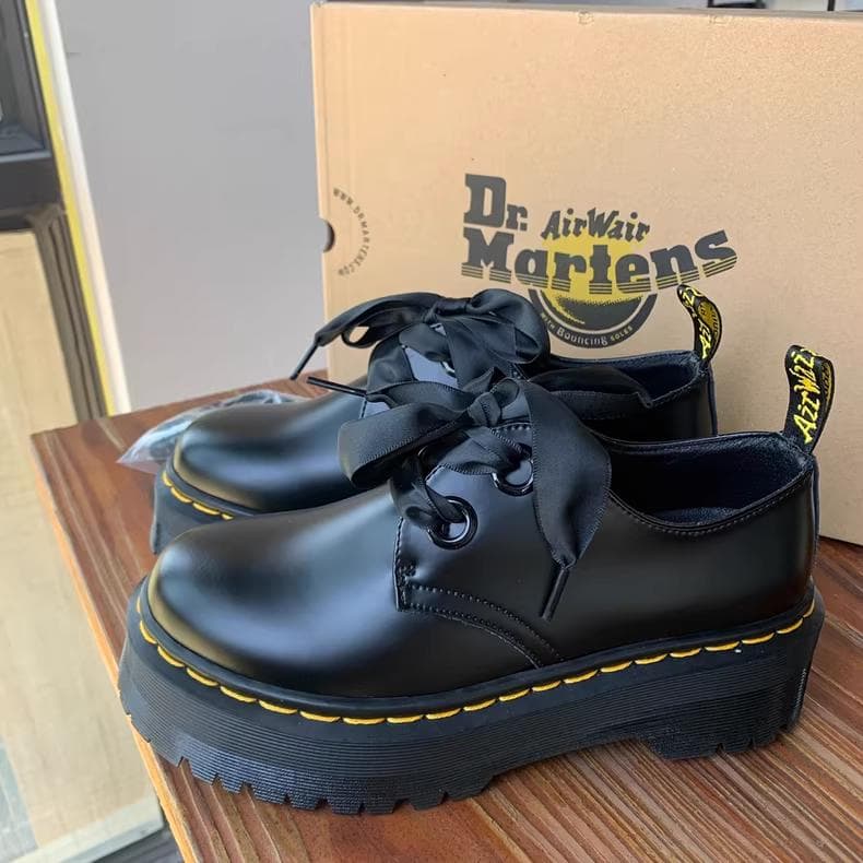 Dr.martens 厚底 2穴 ローカット マーチンブーツ レディース
