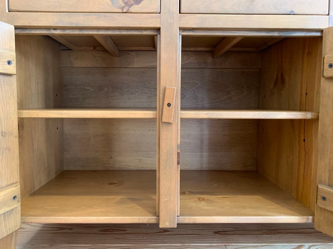 アンファン enfant 食器棚　カントリー　　廃盤品