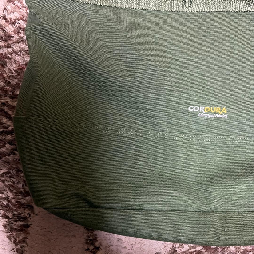 Supreme ショルダーバッグ カーキ　シュプリーム　2025ss トート