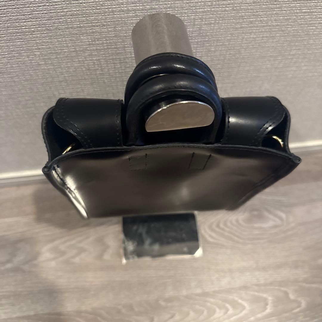 PIENI ピエニ ハンドバッグ レザー ブラック ミニマル 北欧デザイン