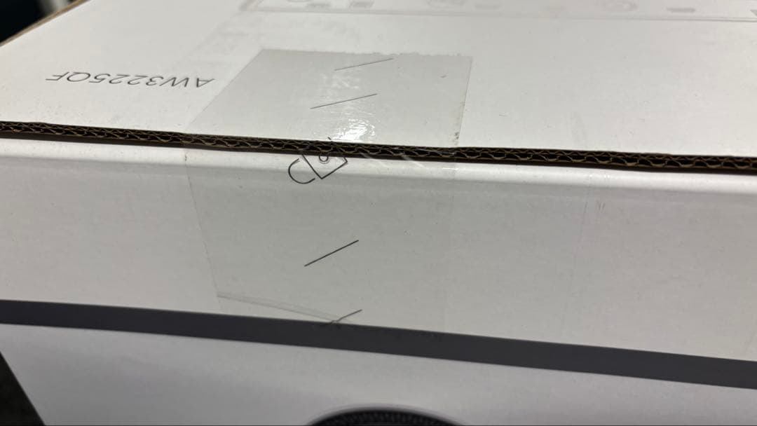 【未開封】Alienware 32 4K QD-OLED ゲーミングモニター