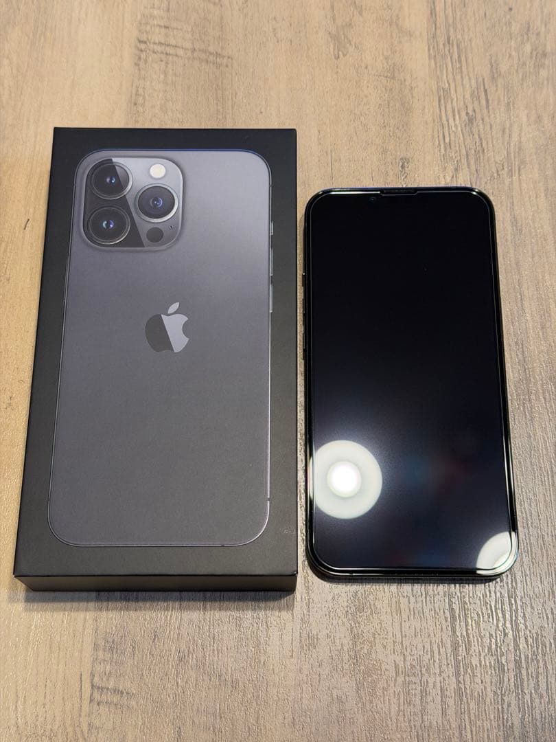 美品！ iPhone13Pro 1TB グラファイト おまけ付き