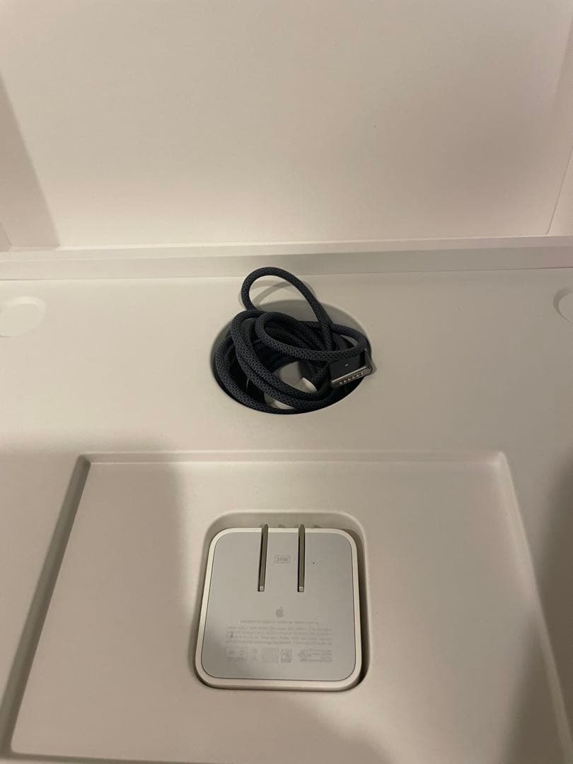 【ジャンク】MacBook Air M2 13インチ 16GB / 1TB