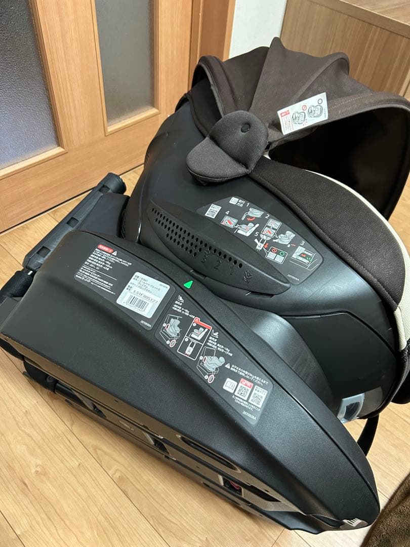 ♡美品エールベベクルット3i　プレミアム　ISOFIX♡マロンブラウン♡