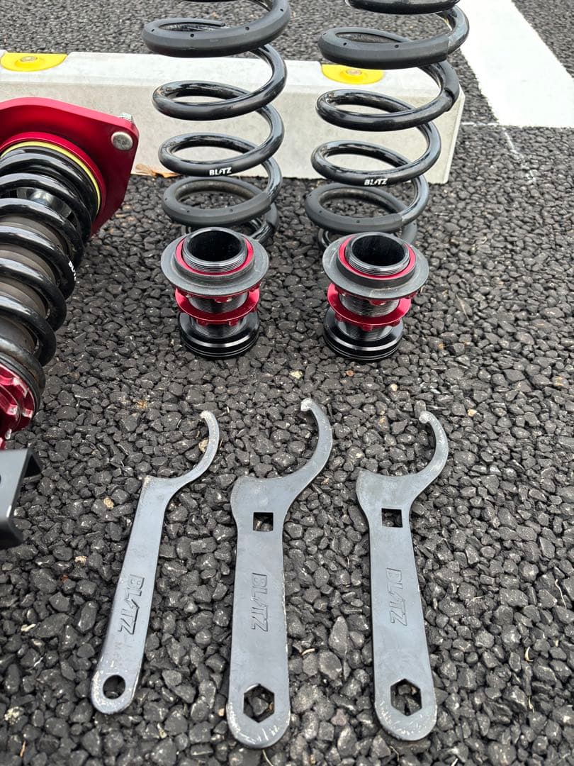 BLITZ DAMPER ZZ-R RAV4 ハリアー　車高調