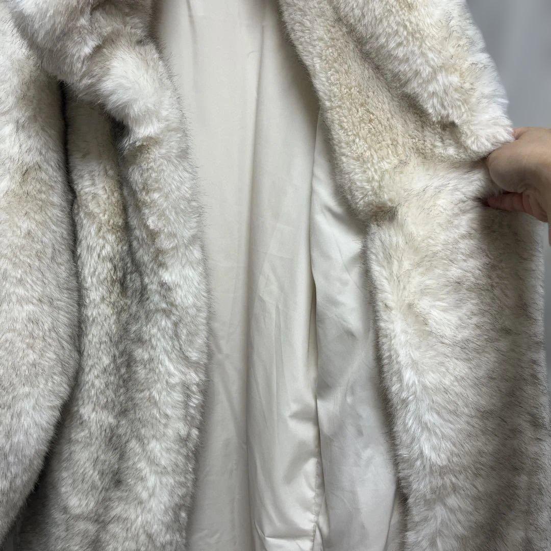 ホワイトファー ロングコート