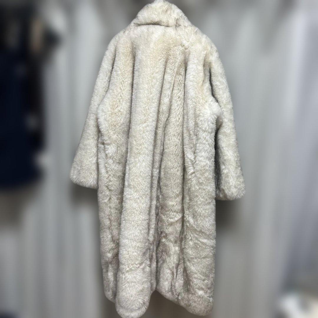 ホワイトファー ロングコート