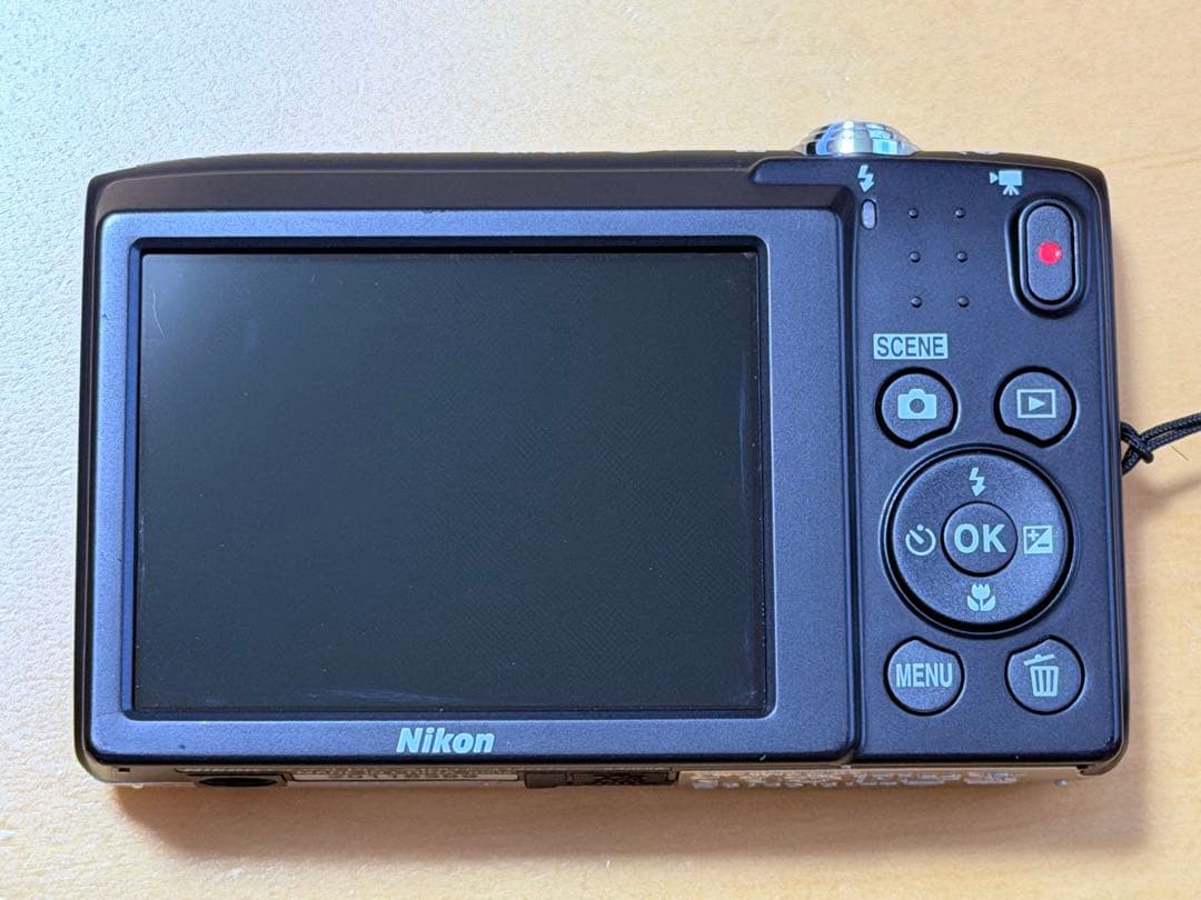 動作確認済 Nikon COOLPIX A100 コンパクトデジタルカメラ