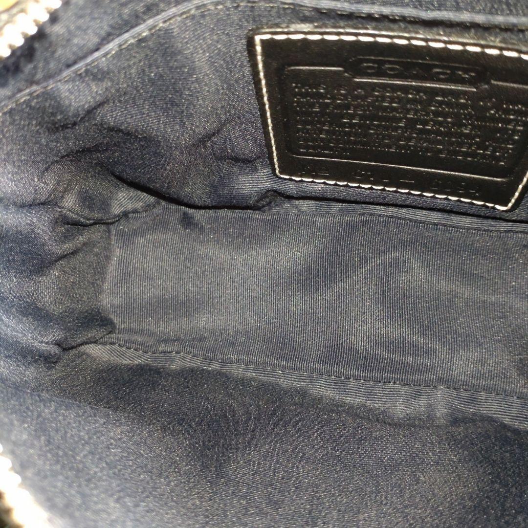 コーチCOACH　　　　　　　　　　　　　小さなハンドバッグ美品