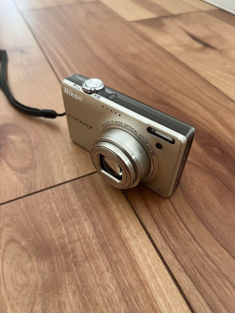 デジタルカメラ Nikon coolpix s6000