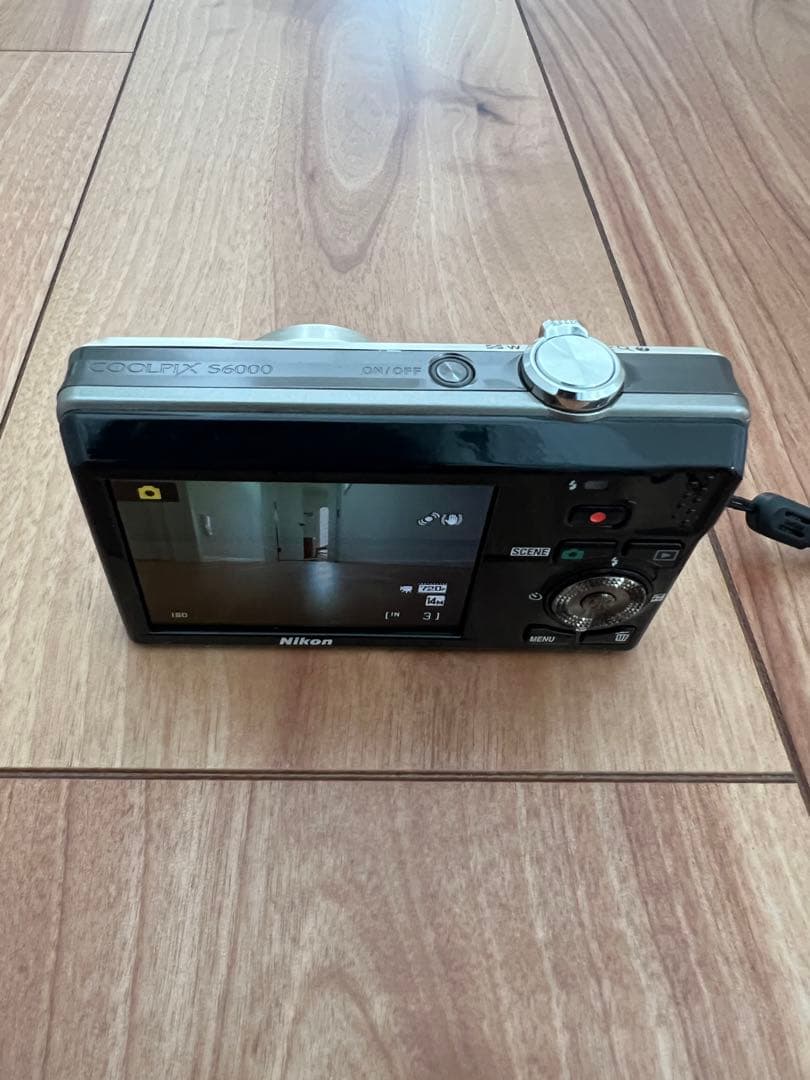 デジタルカメラ Nikon coolpix s6000