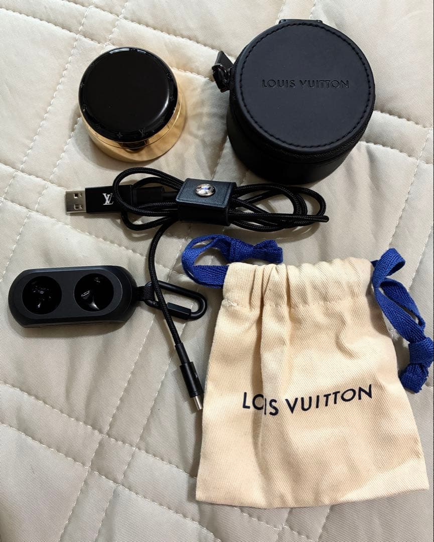 【匿名配送】LOUIS VUITTON Bluetooth イヤホン ピンク