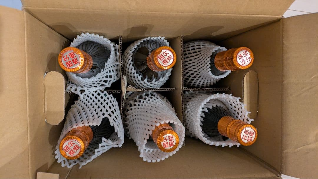 フラミンゴオレンジ　国分酒造　1,800ml 6本と、1,800mlの兼八 1本