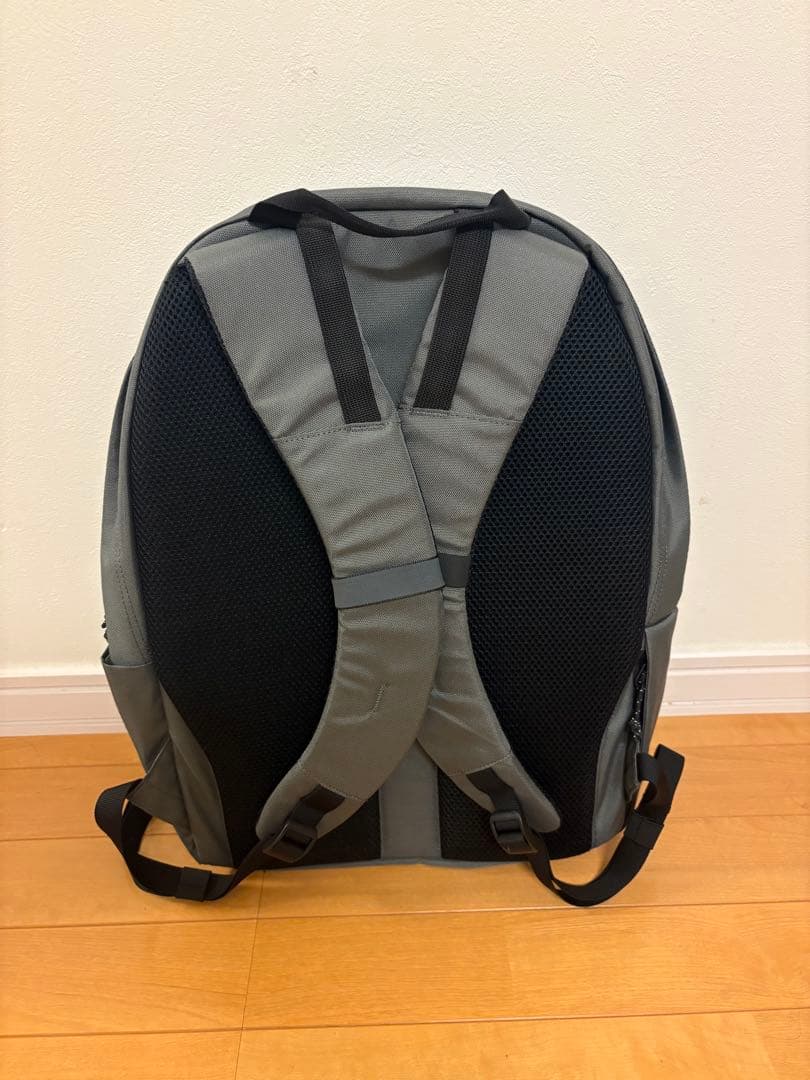 THE NORTH FACE グレー リュック