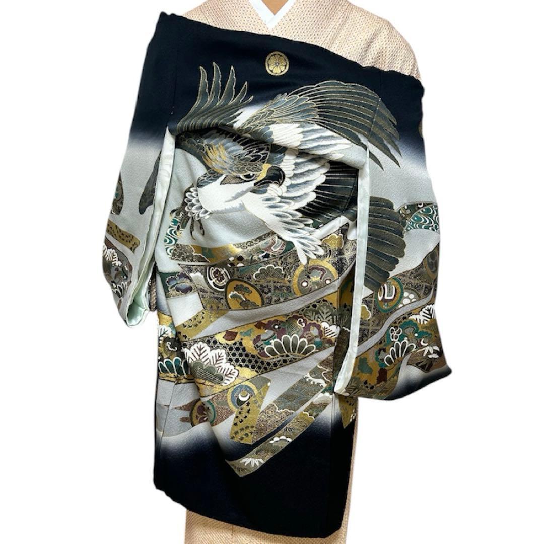 着物　お宮参り　産着　祝着　黒　鷹　吉祥柄　五つ紋　男の子　襦袢付き