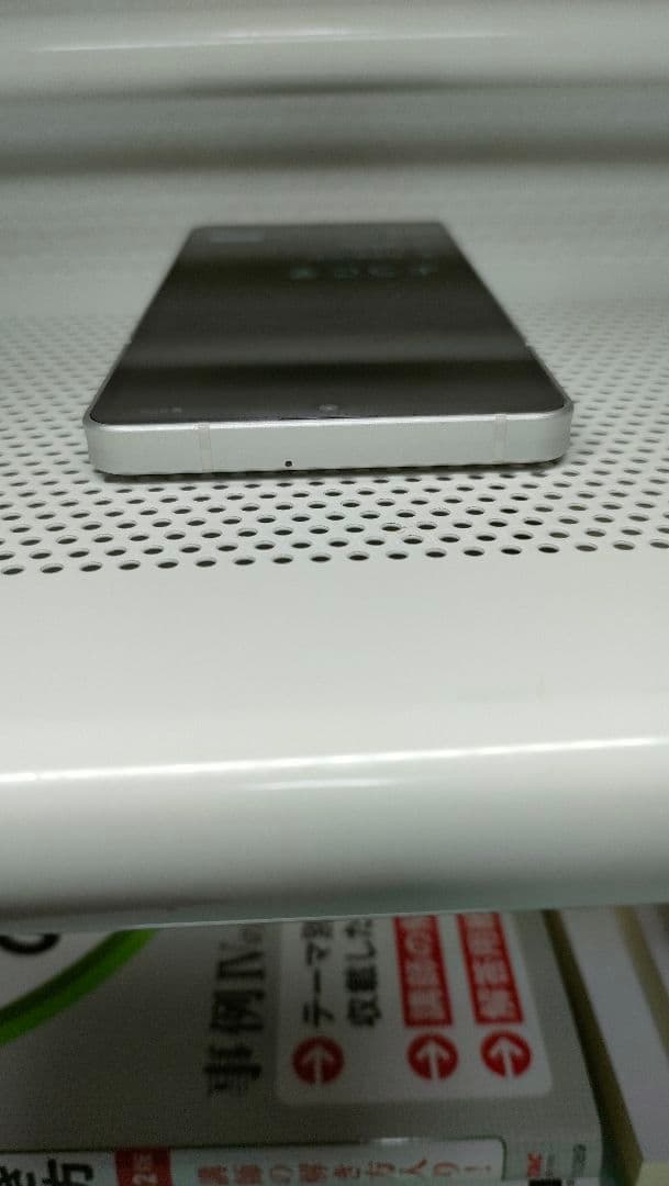 美品 AQUOS sense6s 楽天SIMフリ