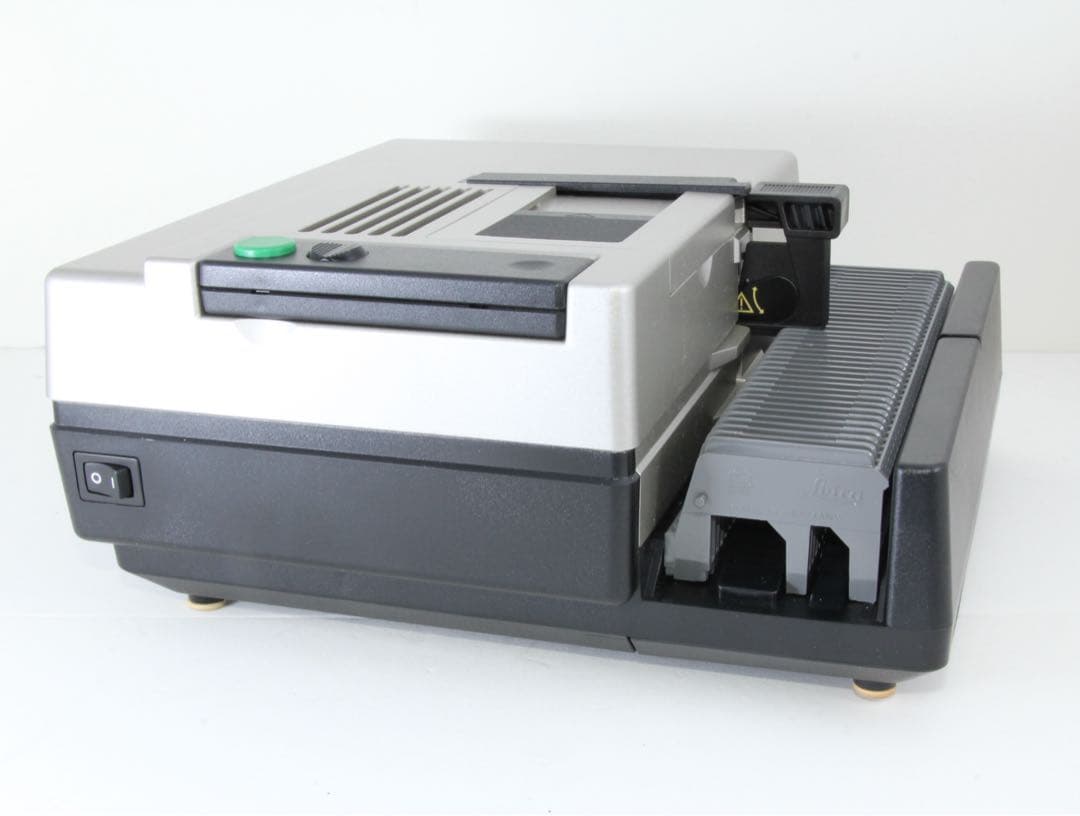 【希少♪】Leica PRADOVIT P 150 スライドプロジェクター♪