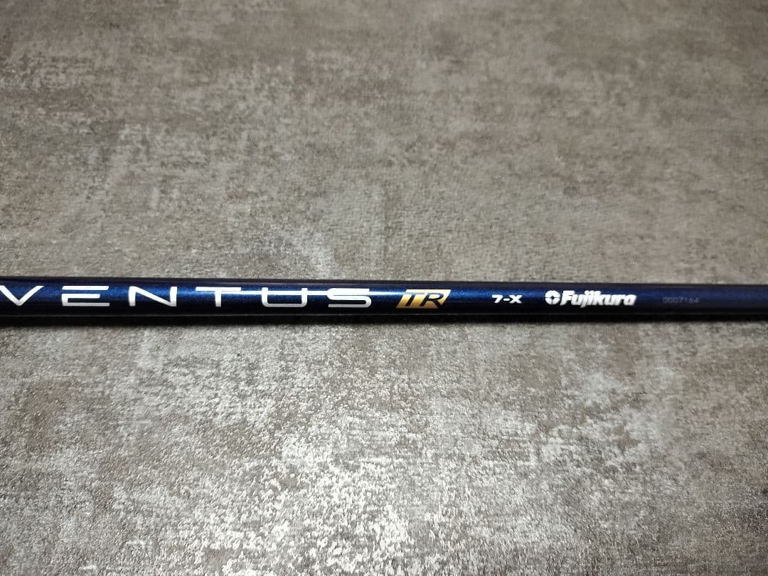 Qi35 5番ウッド 18度 ベンタスブルーTR 7X velocore