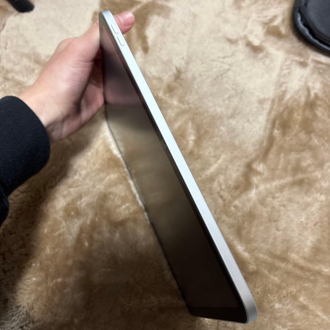 iPad第10世代 64GB 極美品 付属品多数