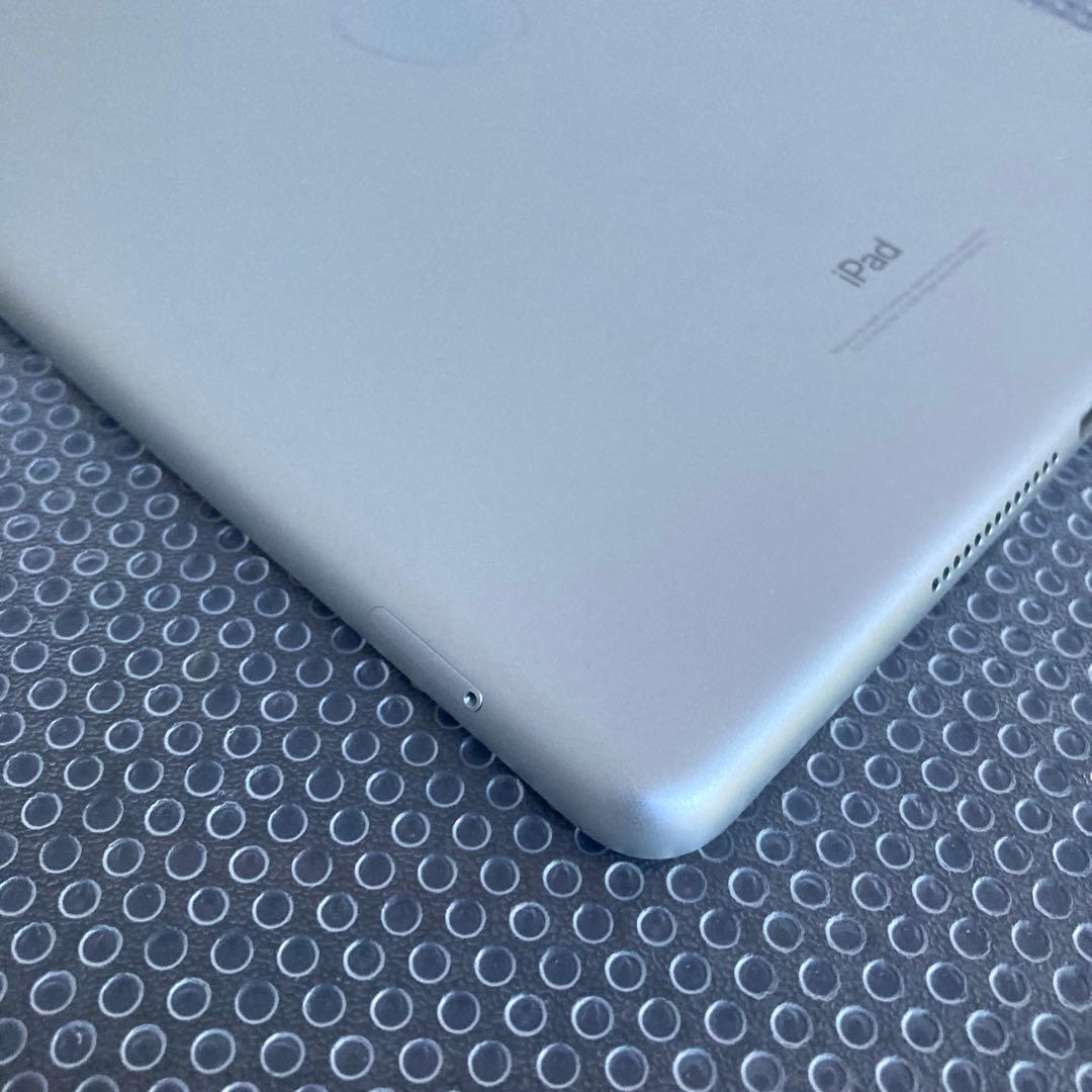 3941【早い者勝ち】iPad6 第6世代 32GB SIMフリー☆
