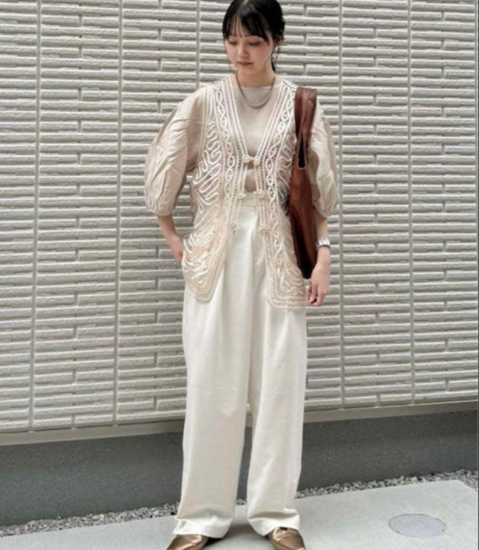 TODAYFUL トゥデイフル★ Embroidery Middle Vest