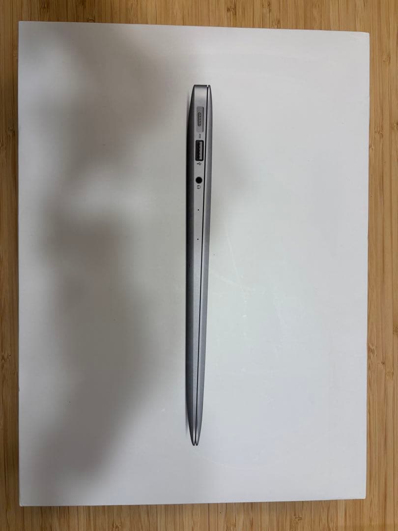 Macbook Air 13インチ　A1466 Core i5 メモリ8GB