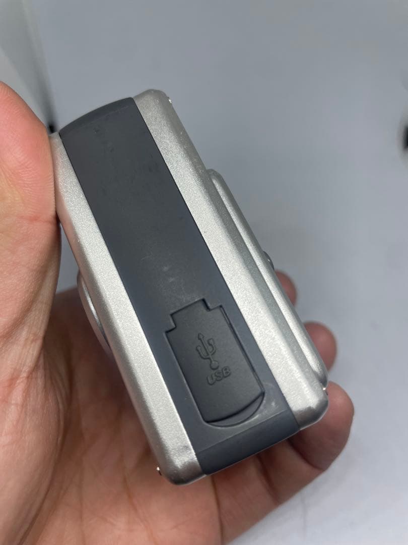 Polaroid PDC-210 2.1メガピクセルデジタルカメラ 通電確認