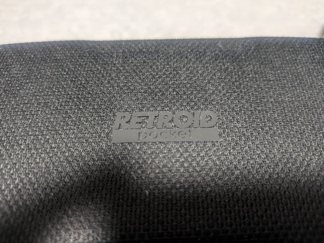 Retroid Pocket 5　美品　GC　専用ケース　ガラスフィルム　おまけ