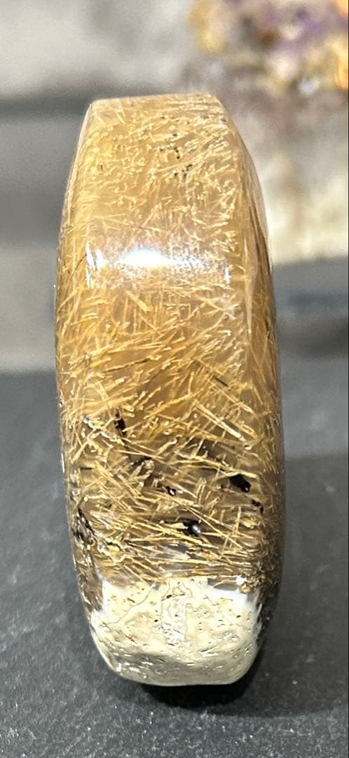 ゴールデンルチルクォーツ　ハート型　原石