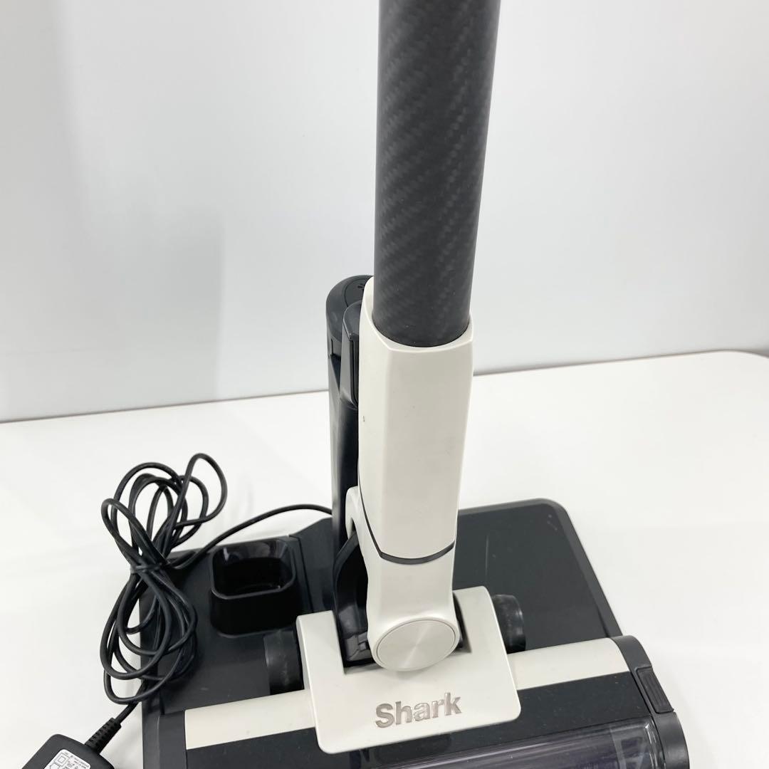 Shark シャーク 掃除機 LC200JIV 動作品 バッテリー2本付