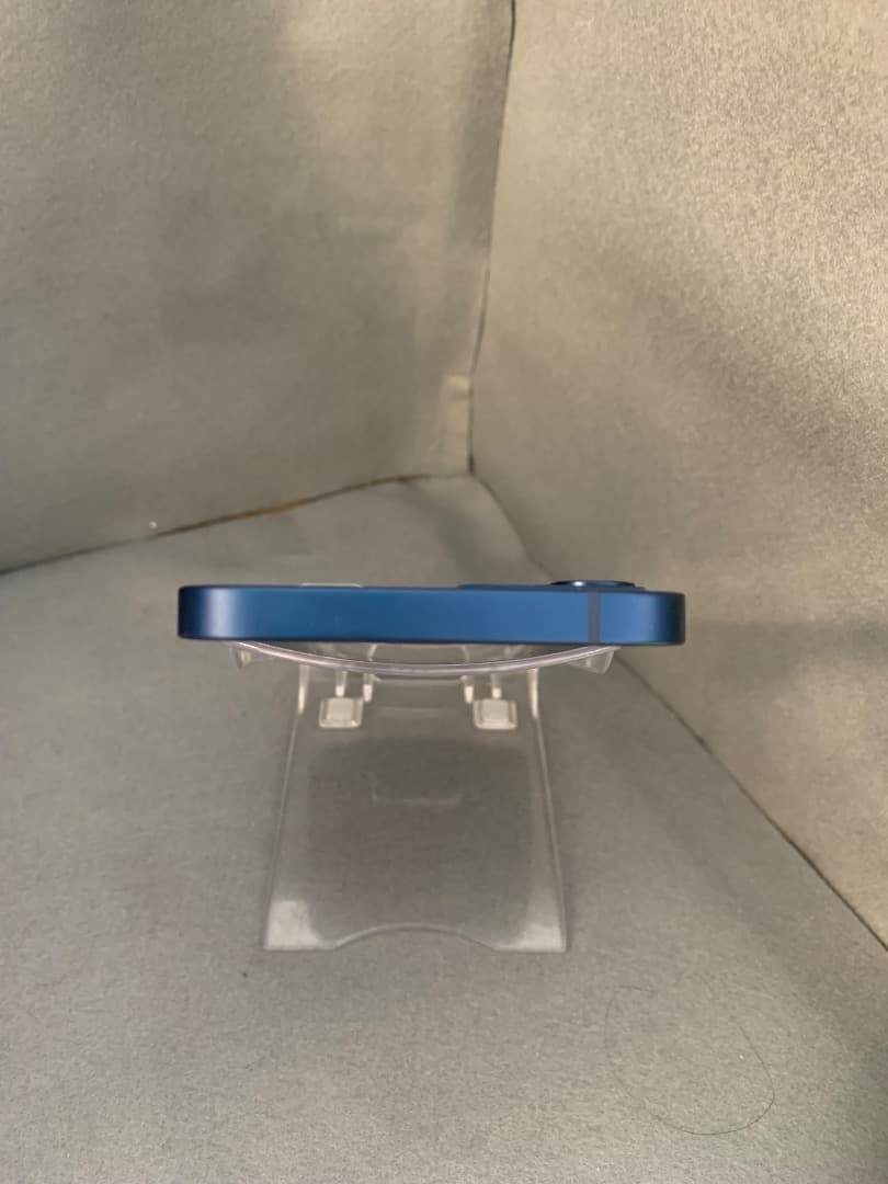 超美品　国内版　SIMフリー　iPhone12 128GB ブルー色