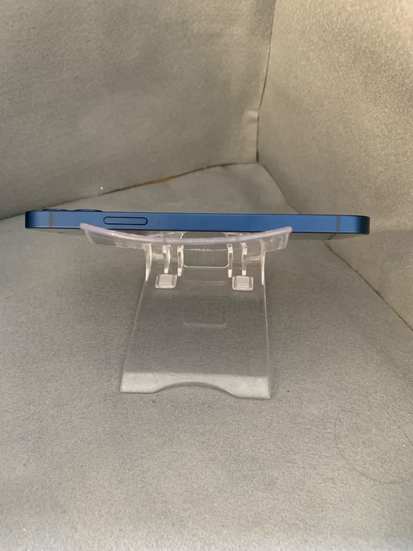 超美品　国内版　SIMフリー　iPhone12 128GB ブルー色