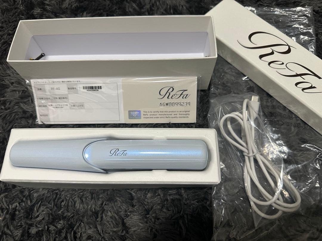 ReFaリファ/フィンガーアイロン 白 未使用に近い