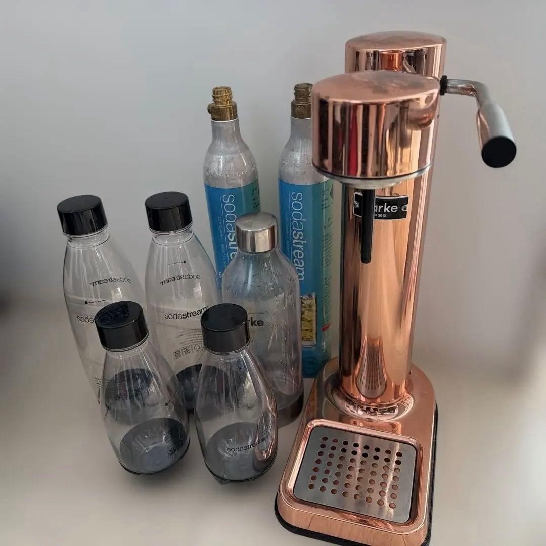 炭酸水メーカー ローズゴールド ボトル、ガスシリンダー付き