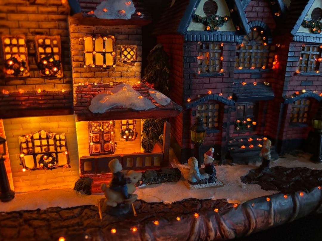 51cmクリスマスビレッジ ハウスライト イルミネーション ジオラマタウン