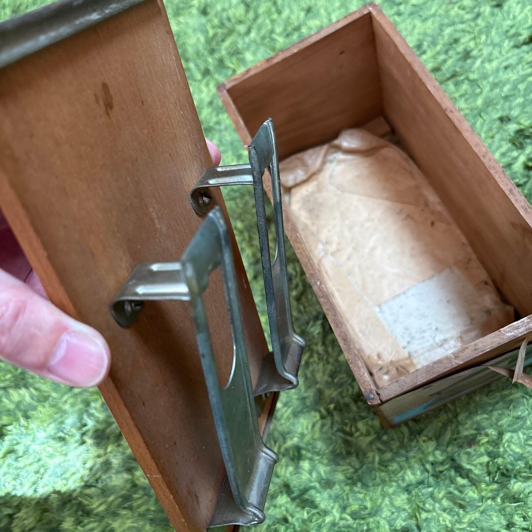 レトロ　HITACHI 300W アイロン 木箱付き