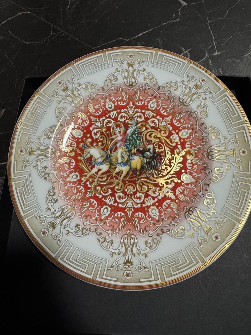 【早い者勝ち!】ヴェルサーチ ローゼンタールコラボクリスマスチャロット プレート